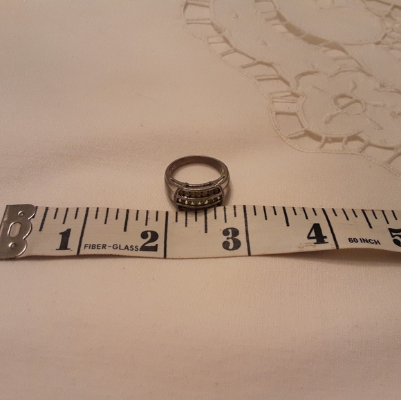 VINTAGE 925 STERLING SILVER PERIDOT RING, SIZE 8 - Picture 11 of 14